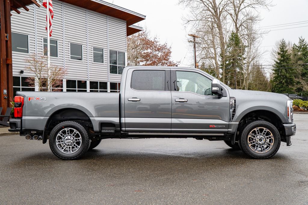 Used 2025 Ford F350 Platinum w/ Platinum Plus Package image 4