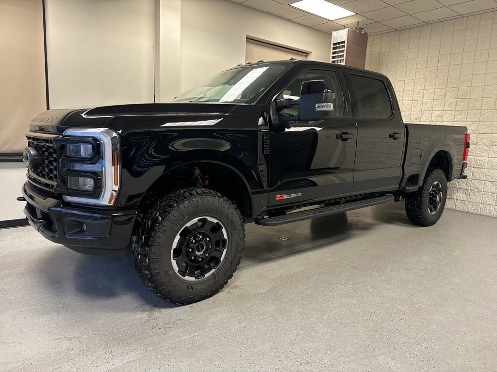 New 2026 Ford F350 Lariat w/ Tremor Off-Road Package image 16