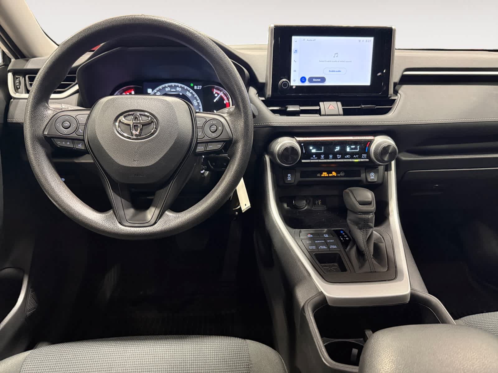 Used 2025 Toyota RAV4 LE AWD/4WD image 11