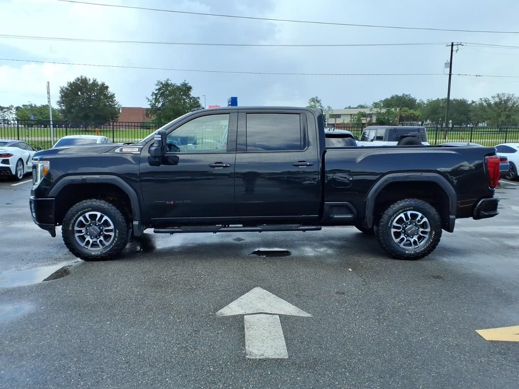 Used 2023 GMC Sierra 2500 AT4 w/ AT4 Preferred Package AWD/4WD image 4
