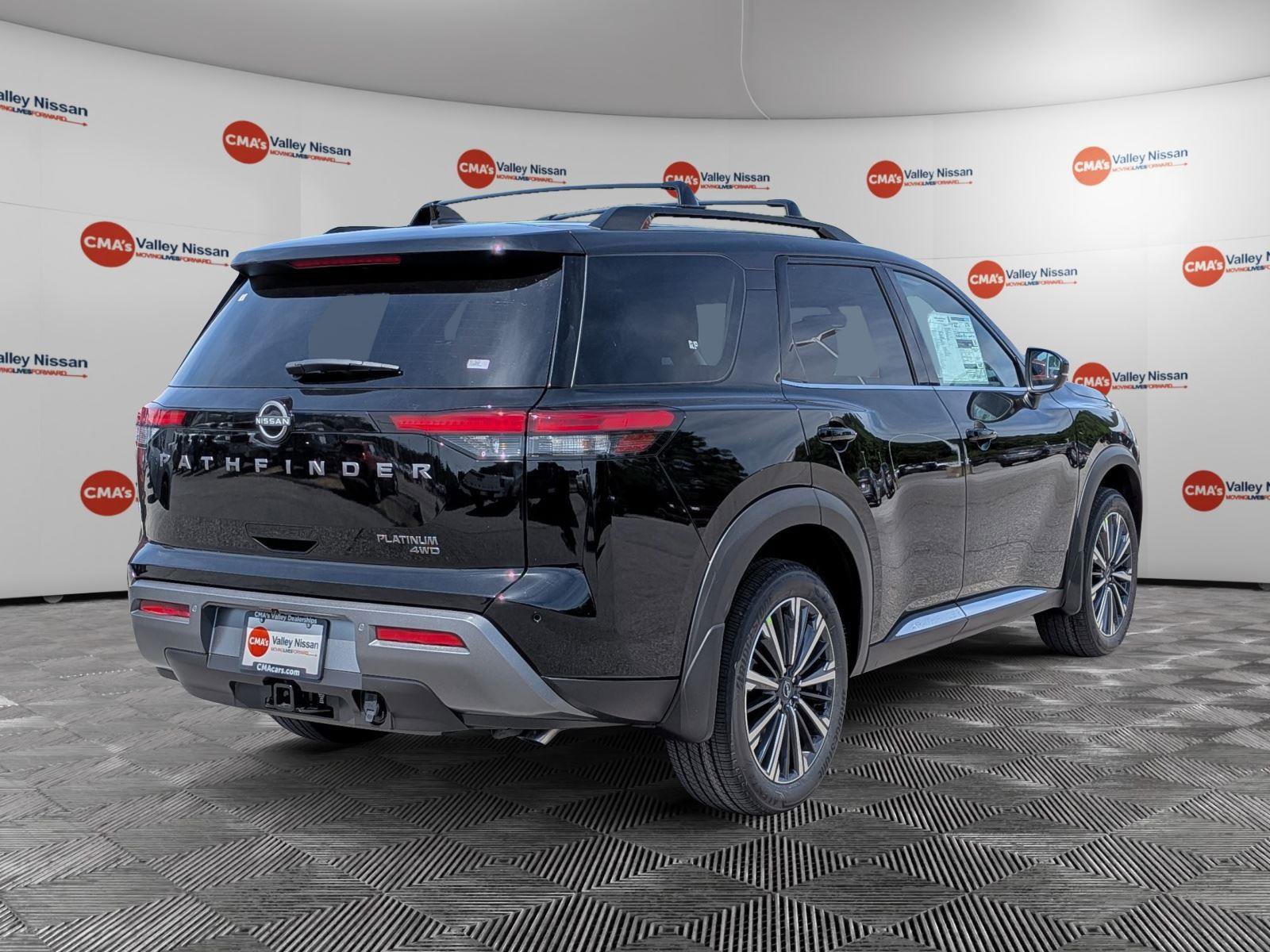 New 2026 Nissan Pathfinder Platinum w/ Accent Package AWD/4WD image 5