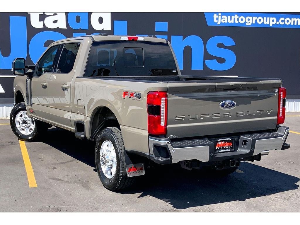 New 2026 Ford F250 XLT w/ XLT Premium Package AWD/4WD image 18
