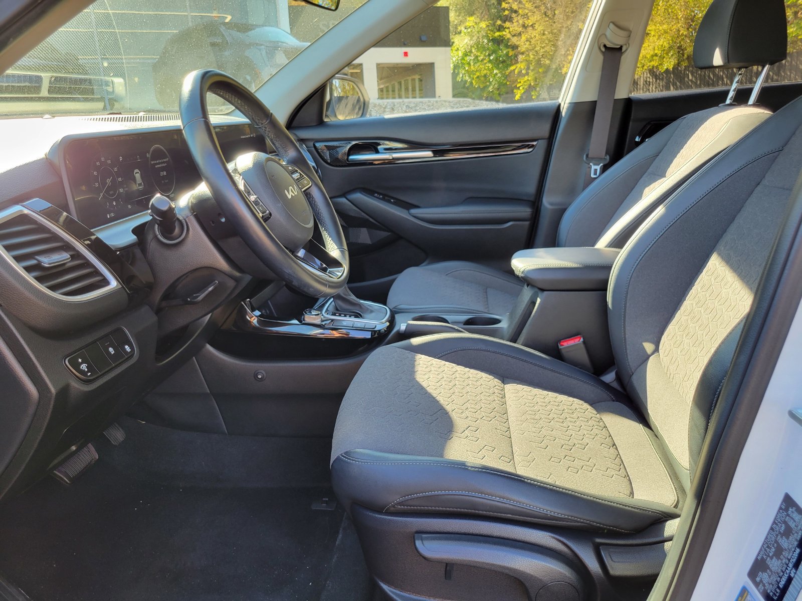 Certified 2024 Kia Seltos S AWD/4WD image 9