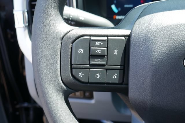 New 2026 Ford F350 XLT w/ XLT Premium Package AWD/4WD image 18