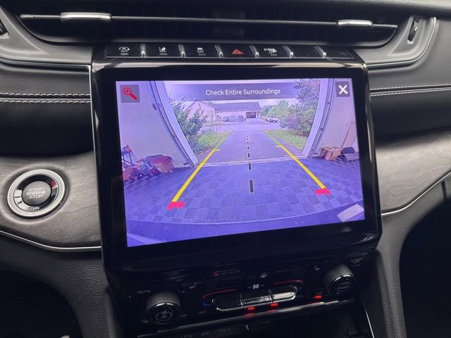 Used 2022 Jeep Grand Cherokee L Limited image 28