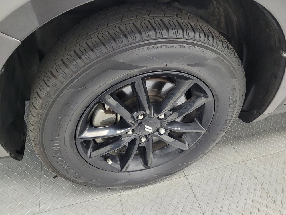 Used 2019 Dodge Journey SE w/ Connectivity Group FWD image 31