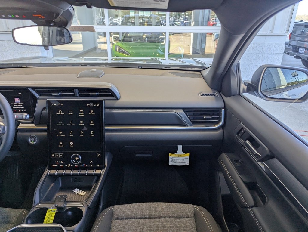 New 2026 GMC Terrain Elevation w/ LPO, Floor Liner Package image 4