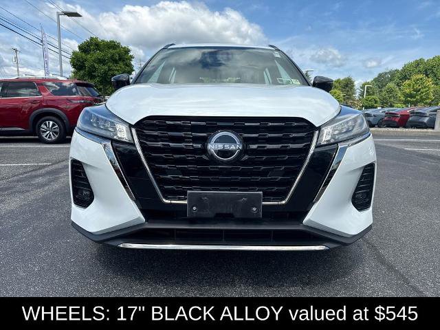 Certified 2024 Nissan Kicks SR w/ SR Premium Package FWD image 4