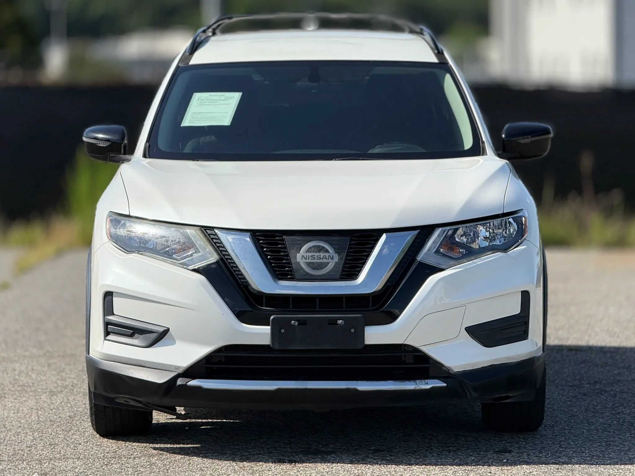 Used 2017 Nissan Rogue SV w/ Midnight Edition FWD image 5