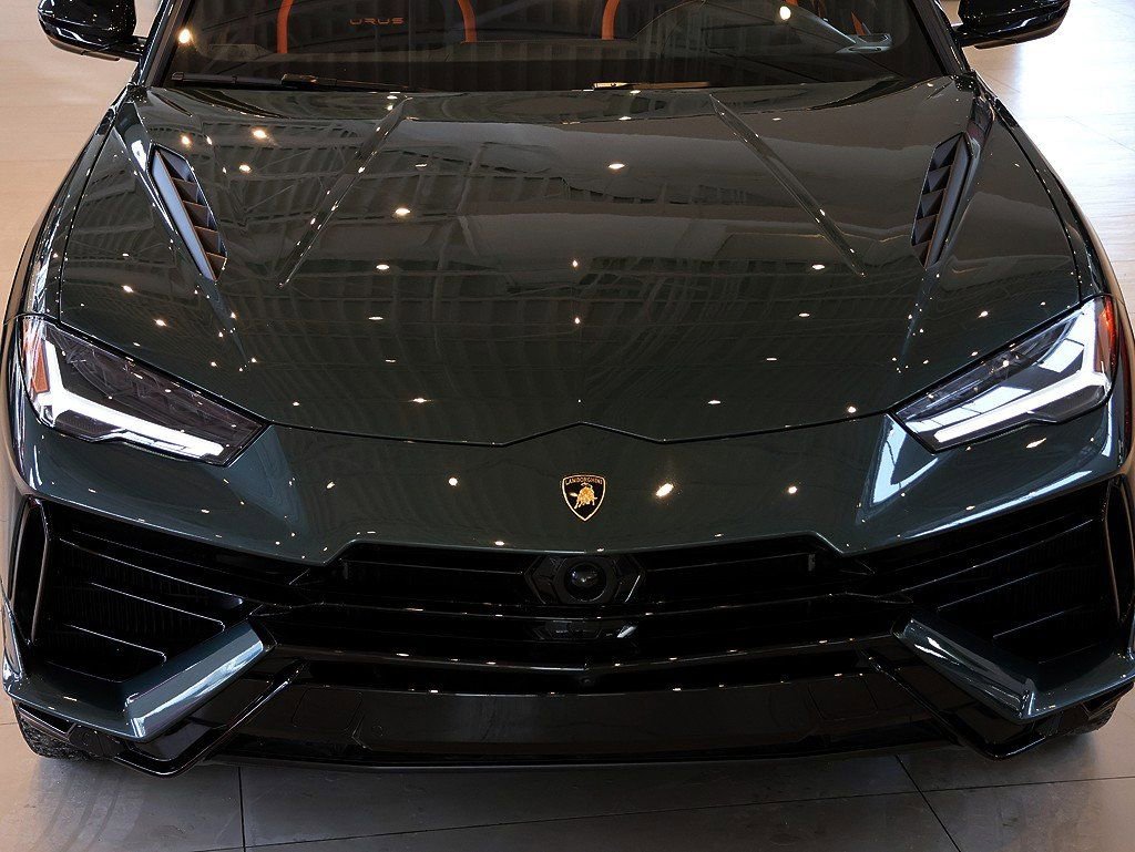 Used 2023 Lamborghini Urus S image 17