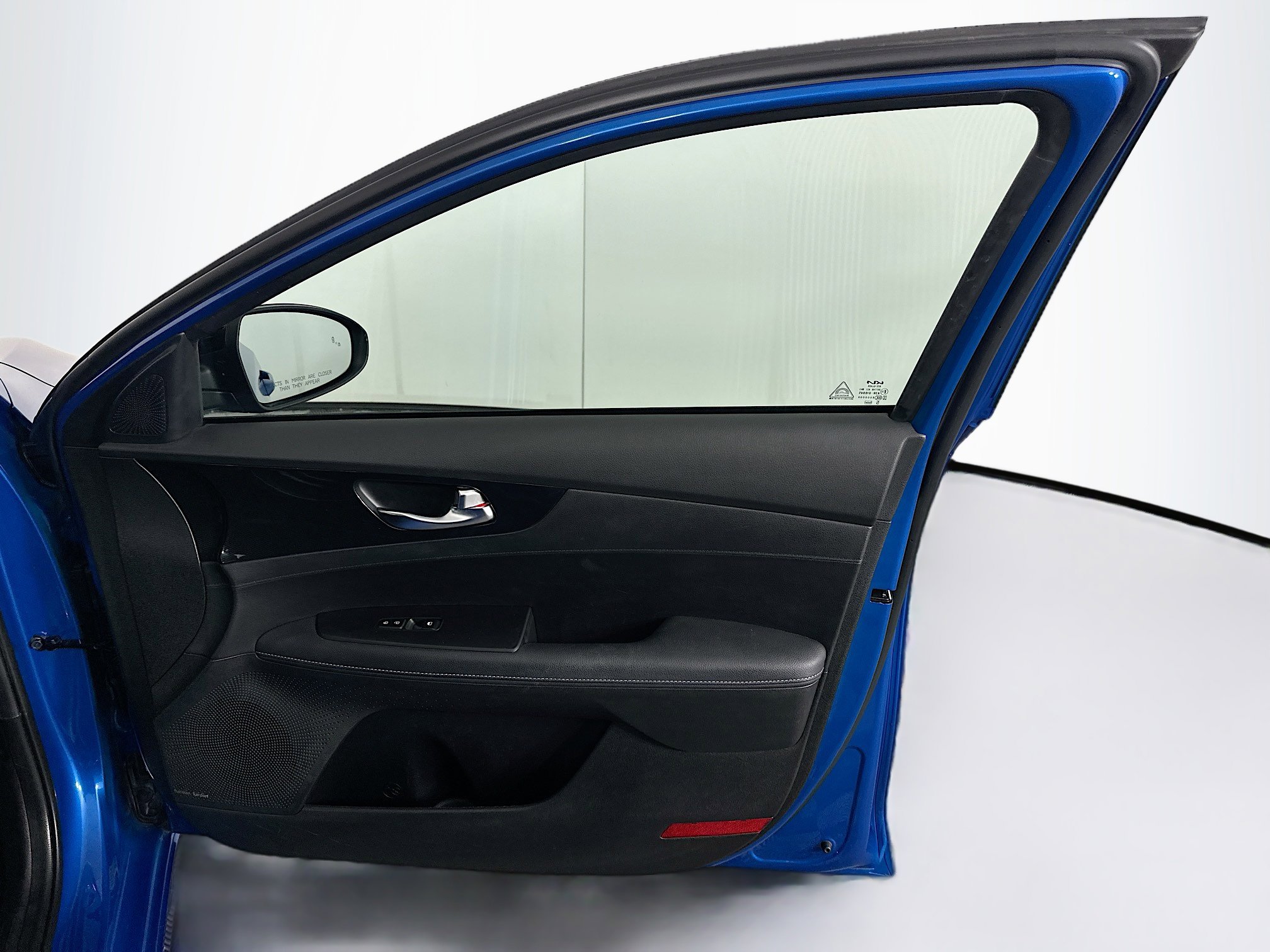 Used 2023 Kia Forte GT-Line w/ GT-Line Premium Package image 32