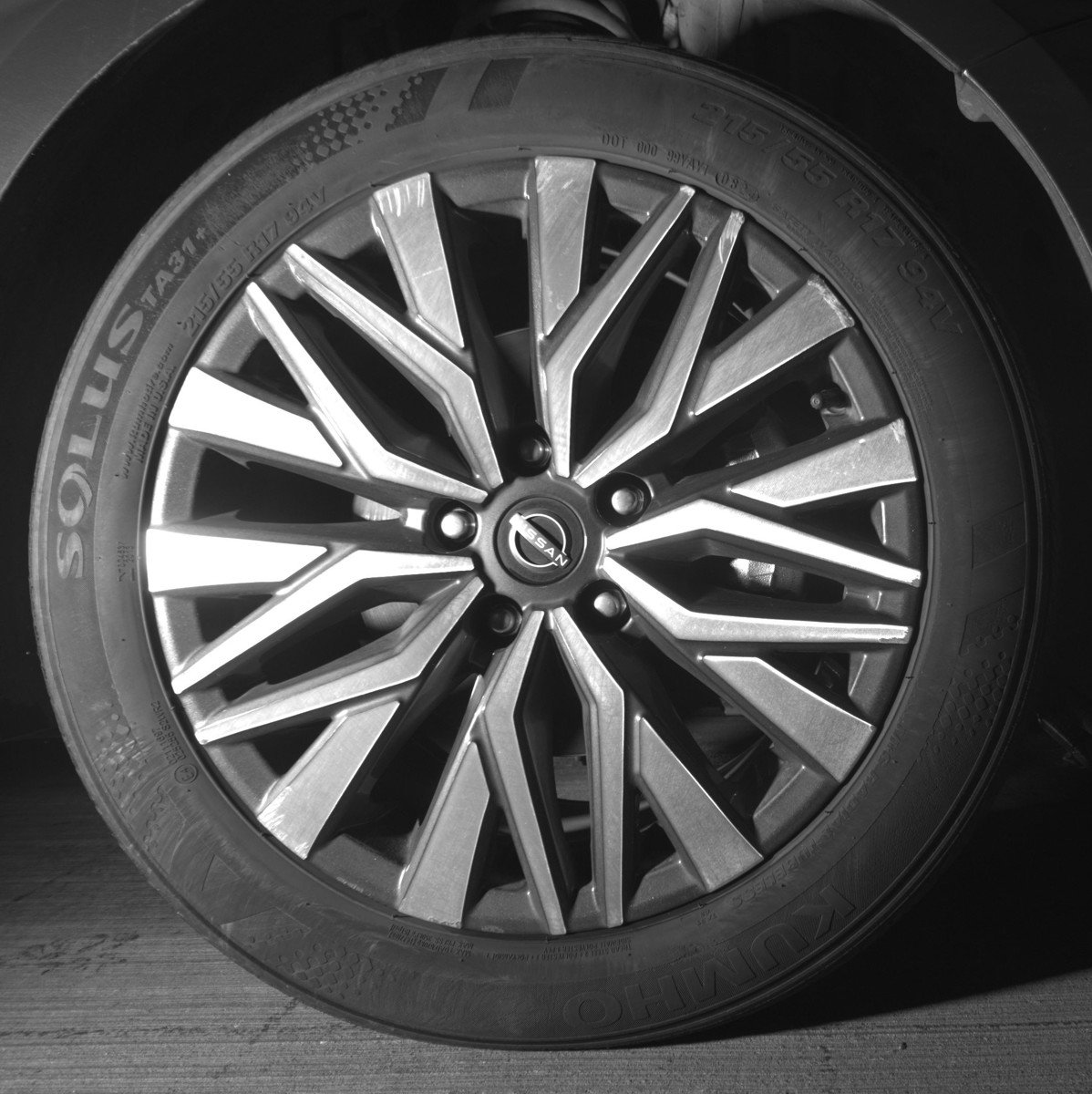 Used 2024 Nissan Altima 2.5 SV image 13