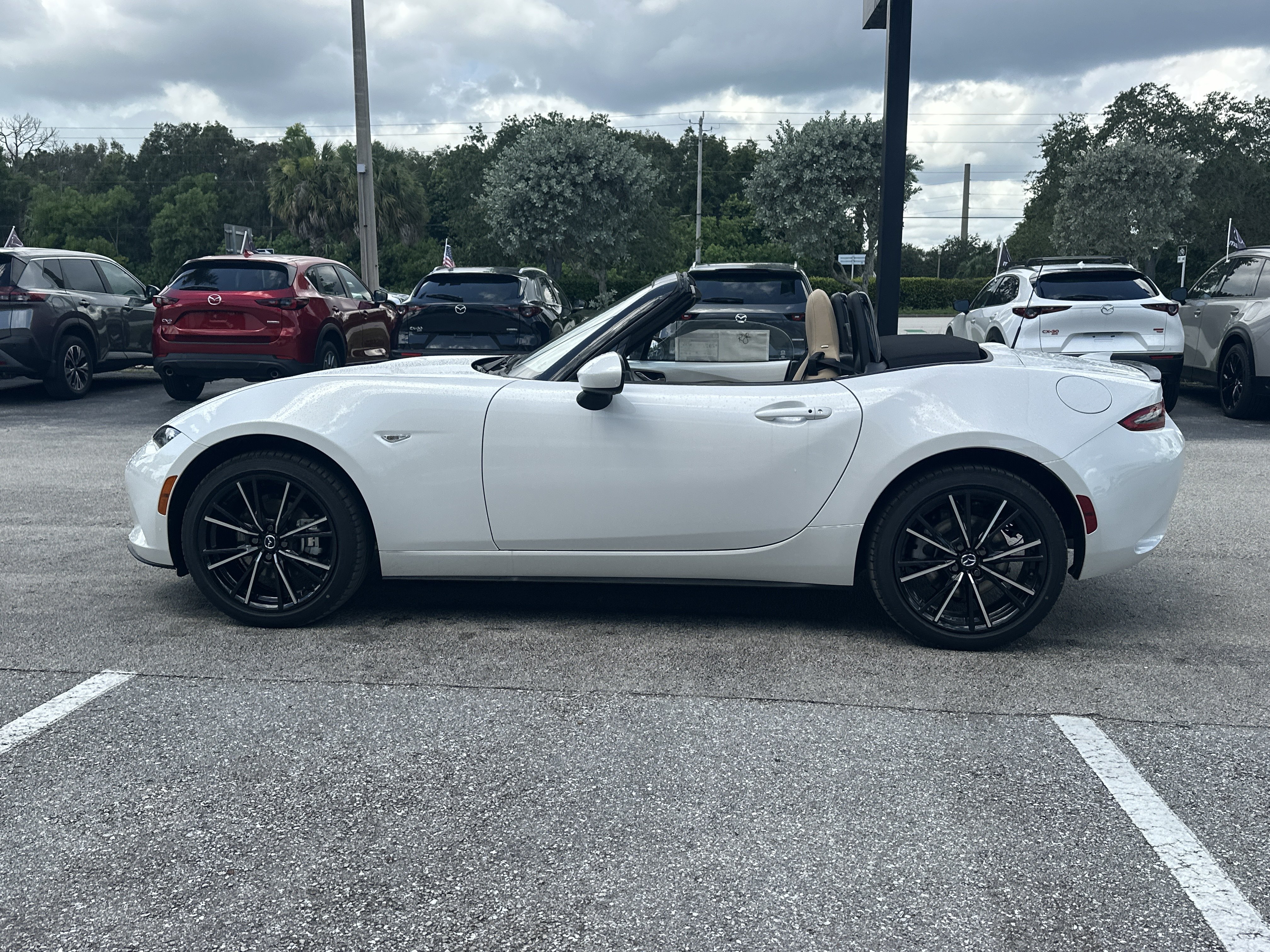 New 2026 MAZDA MX-5 Miata Grand Touring RWD image 4