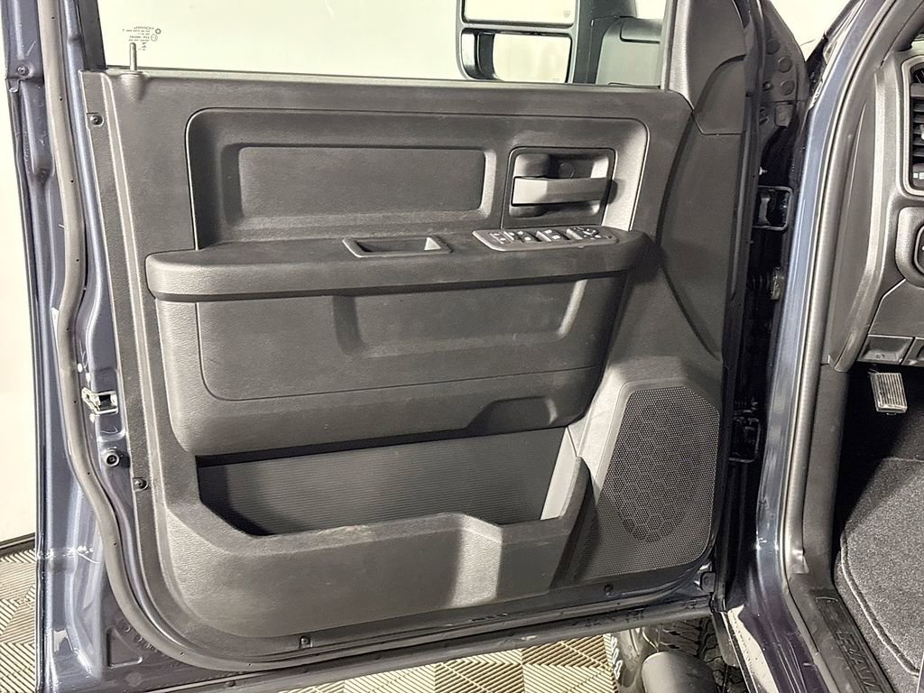 New 2026 RAM 3500 Tradesman image 10