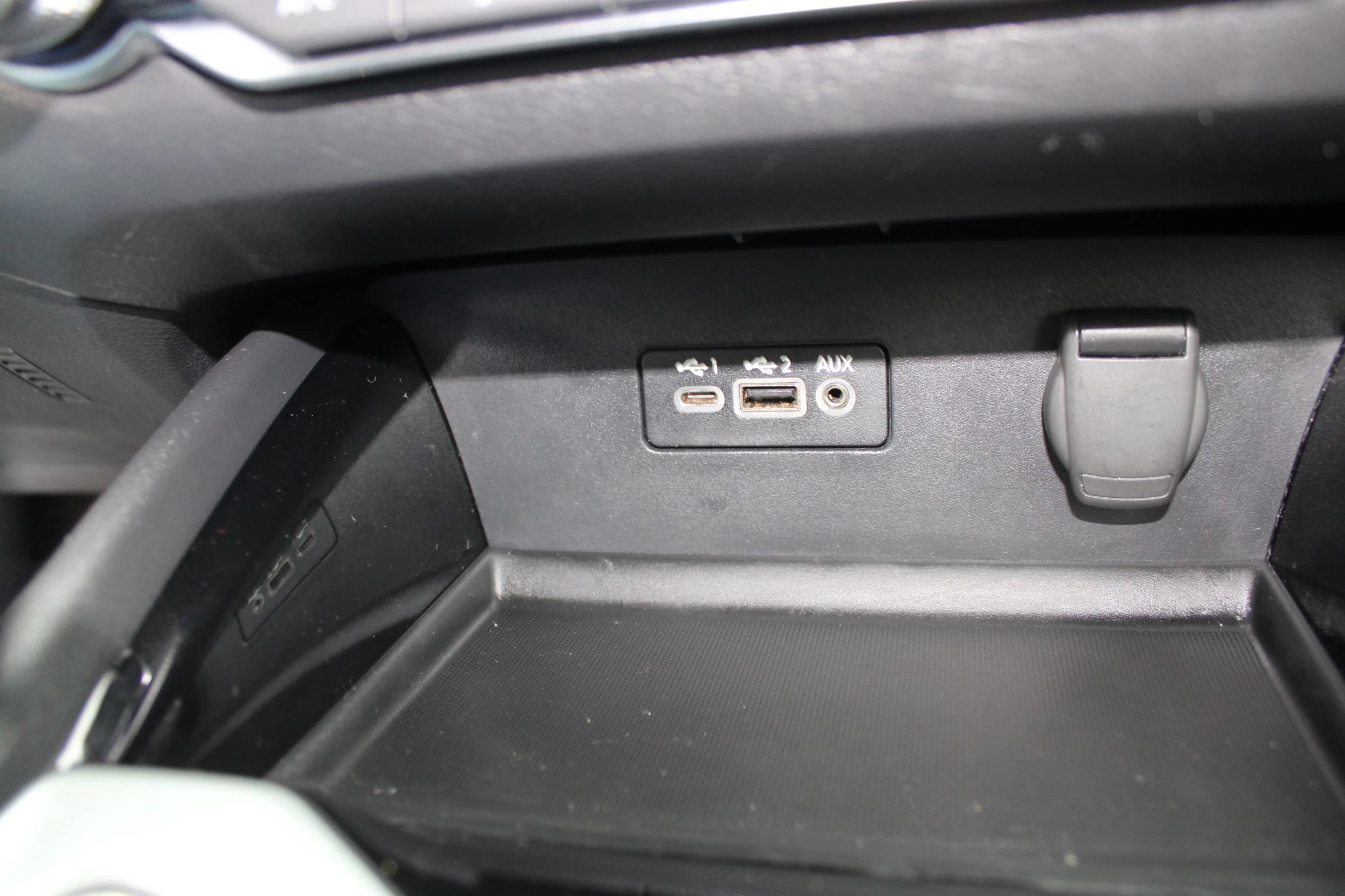 Used 2024 Nissan Altima 2.5 SV FWD image 18