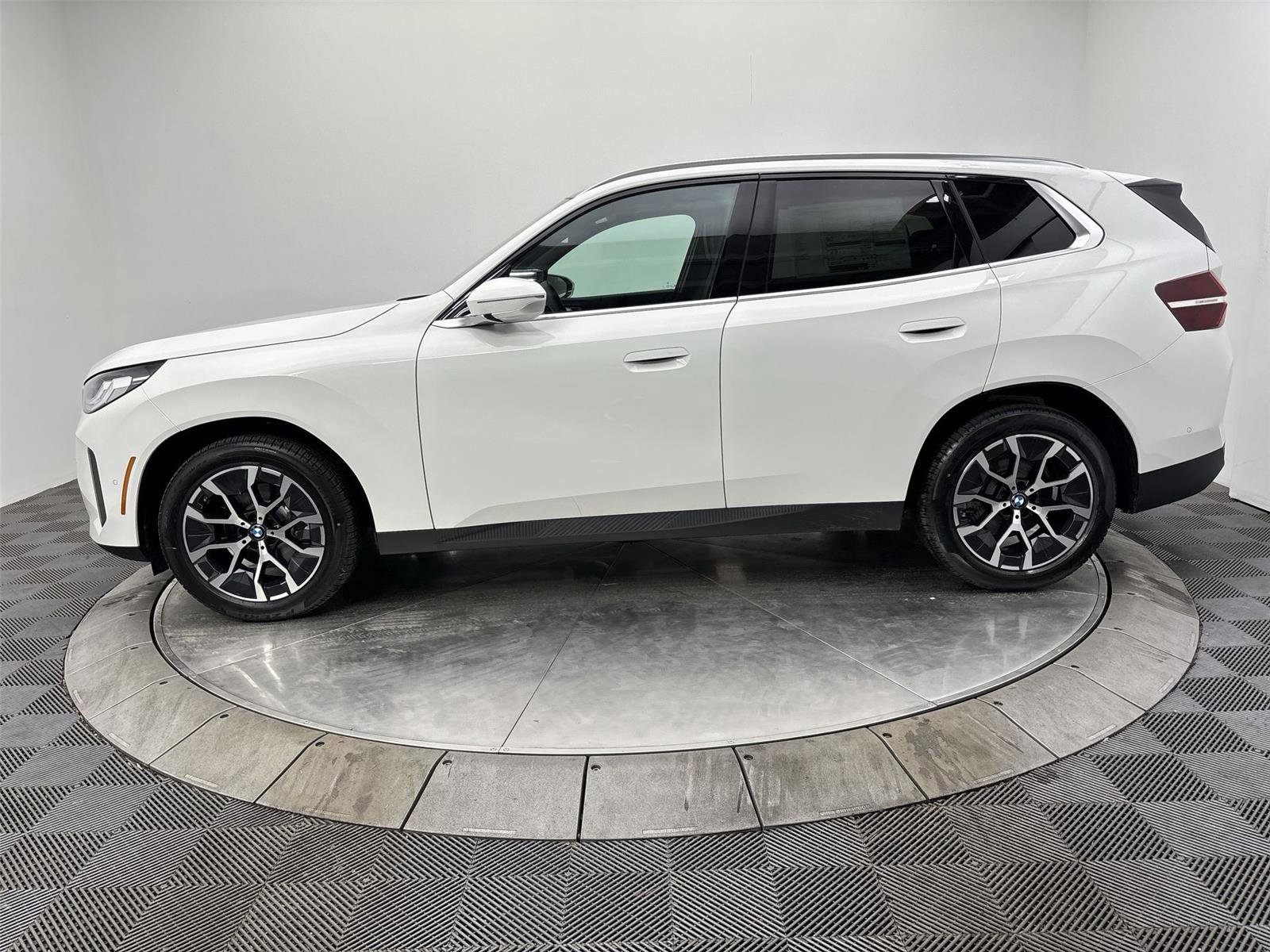 New 2026 BMW X3 xDrive30 w/ Convenience Package image 16