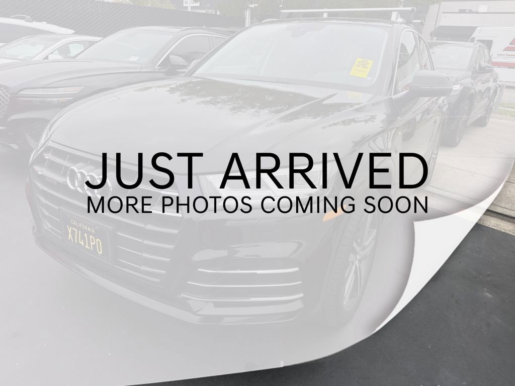 Used 2020 Audi Q5 e Premium Plus w/ Premium Plus Package
