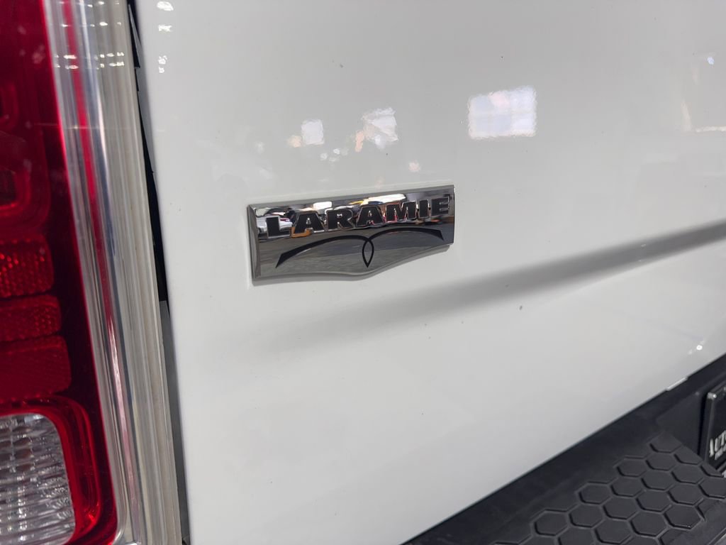 Used 2017 RAM 3500 Laramie image 23