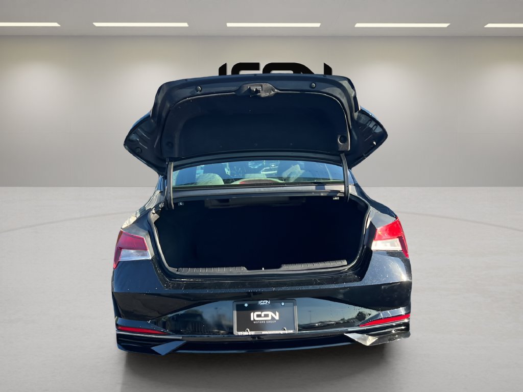 Used 2023 Hyundai Elantra SEL FWD image 20