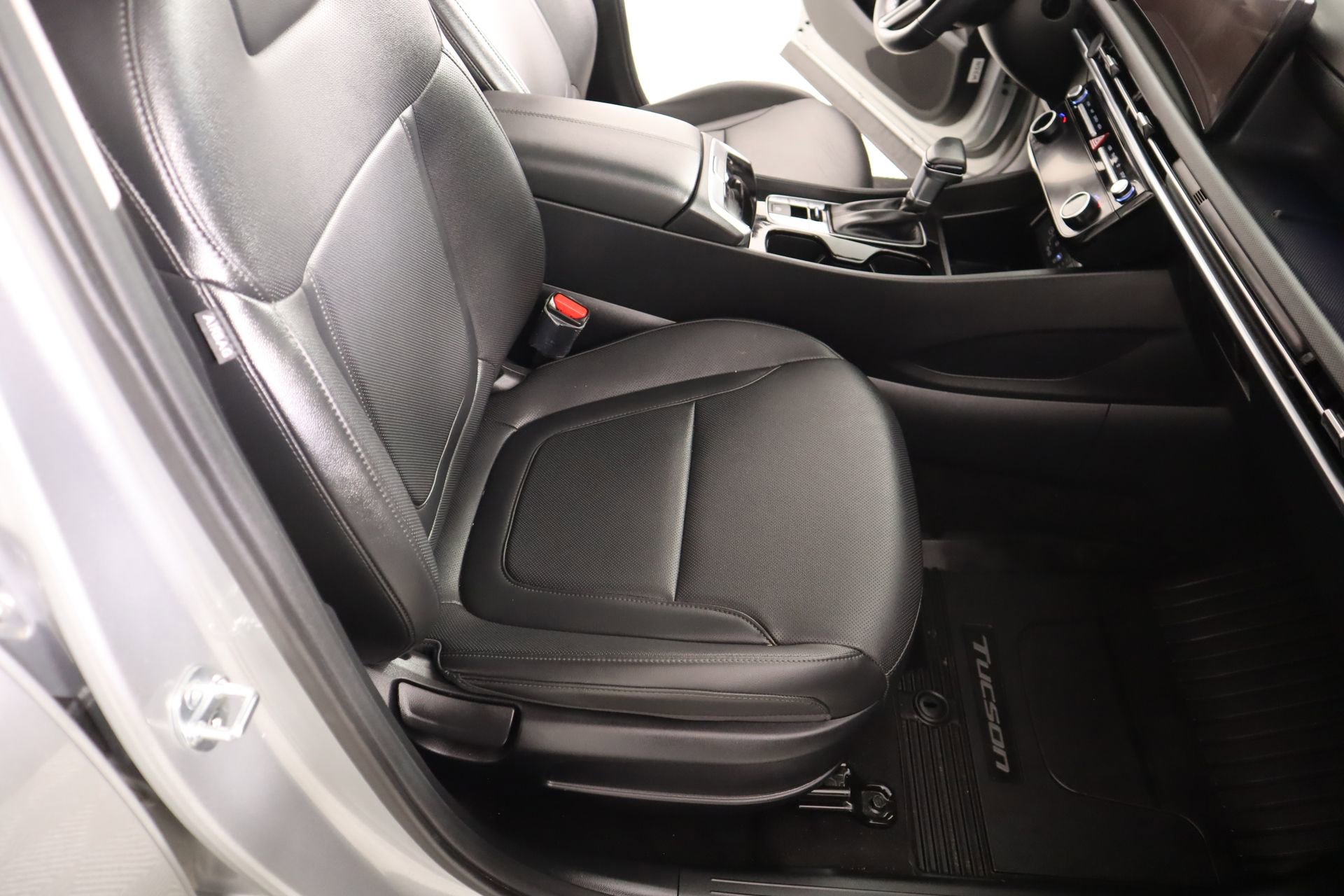 Certified 2025 Hyundai Tucson SEL image 14