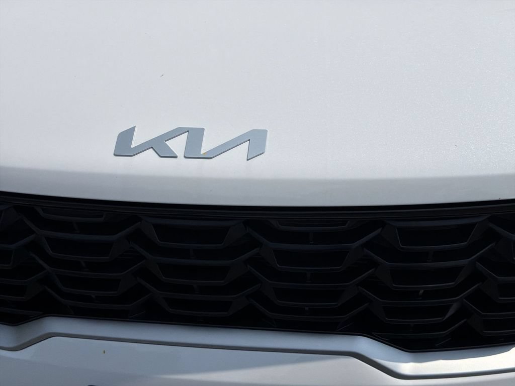 New 2026 Kia Sorento LX FWD image 12