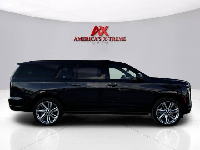 Used 2025 Cadillac Escalade ESV Sport w/ Touring Package AWD/4WD image 7