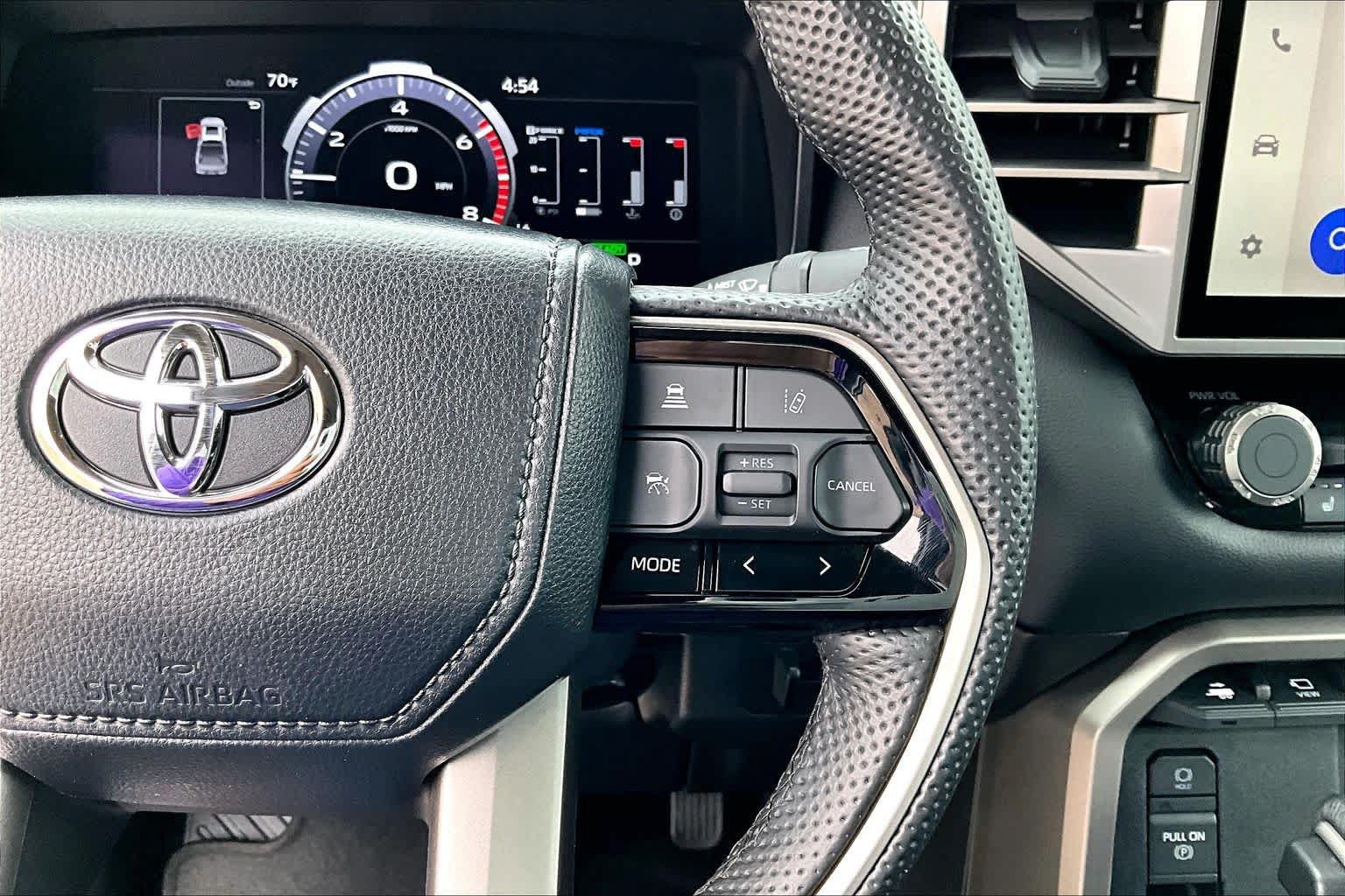 Used 2024 Toyota Tundra Limited AWD/4WD image 24