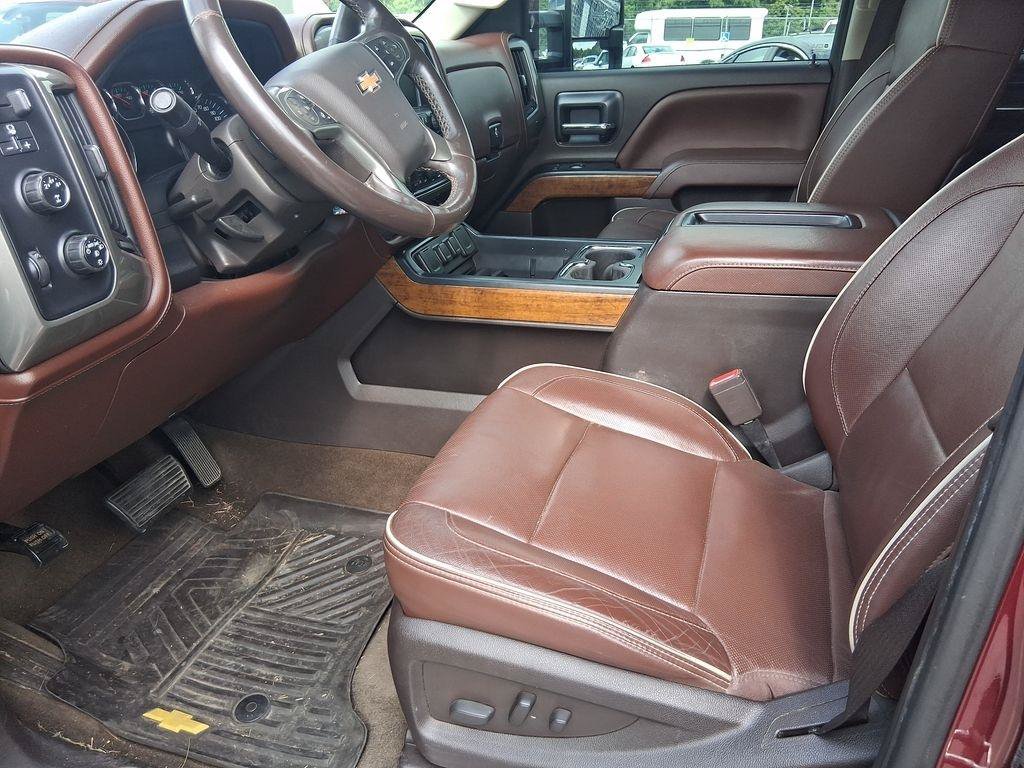 Used 2015 Chevrolet Silverado 3500 High Country w/ Duramax Plus Package AWD/4WD image 6