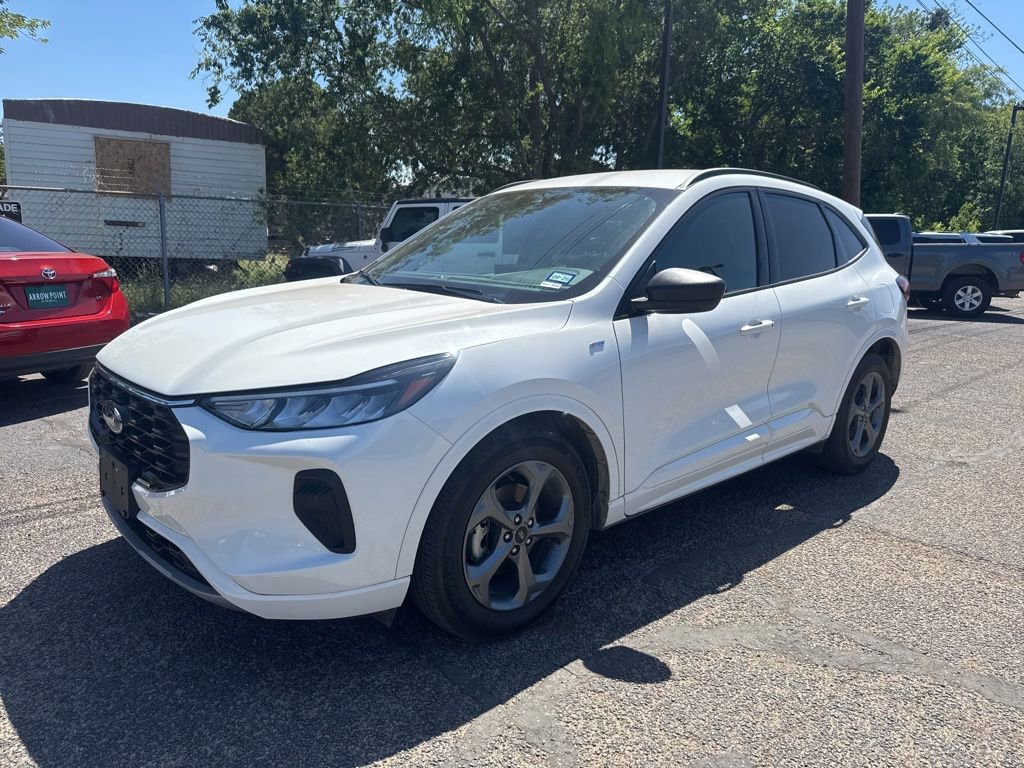 Used 2023 Ford Escape ST-Line w/ Tech Pack #1 FWD image 5