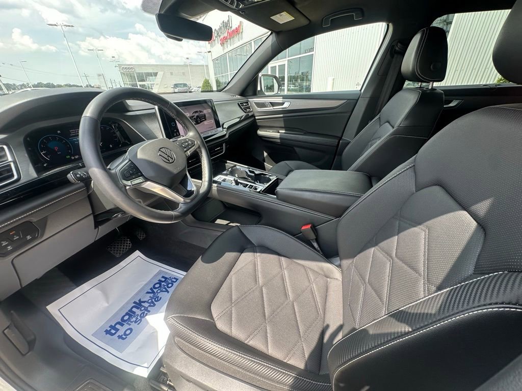 Used 2024 Volkswagen Atlas Cross Sport SE image 24