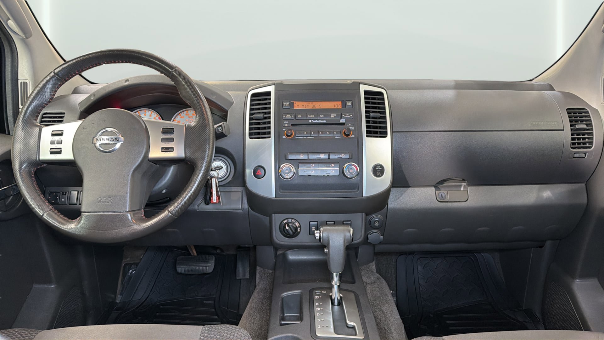 Used 2011 Nissan Xterra PRO-4X AWD/4WD image 14