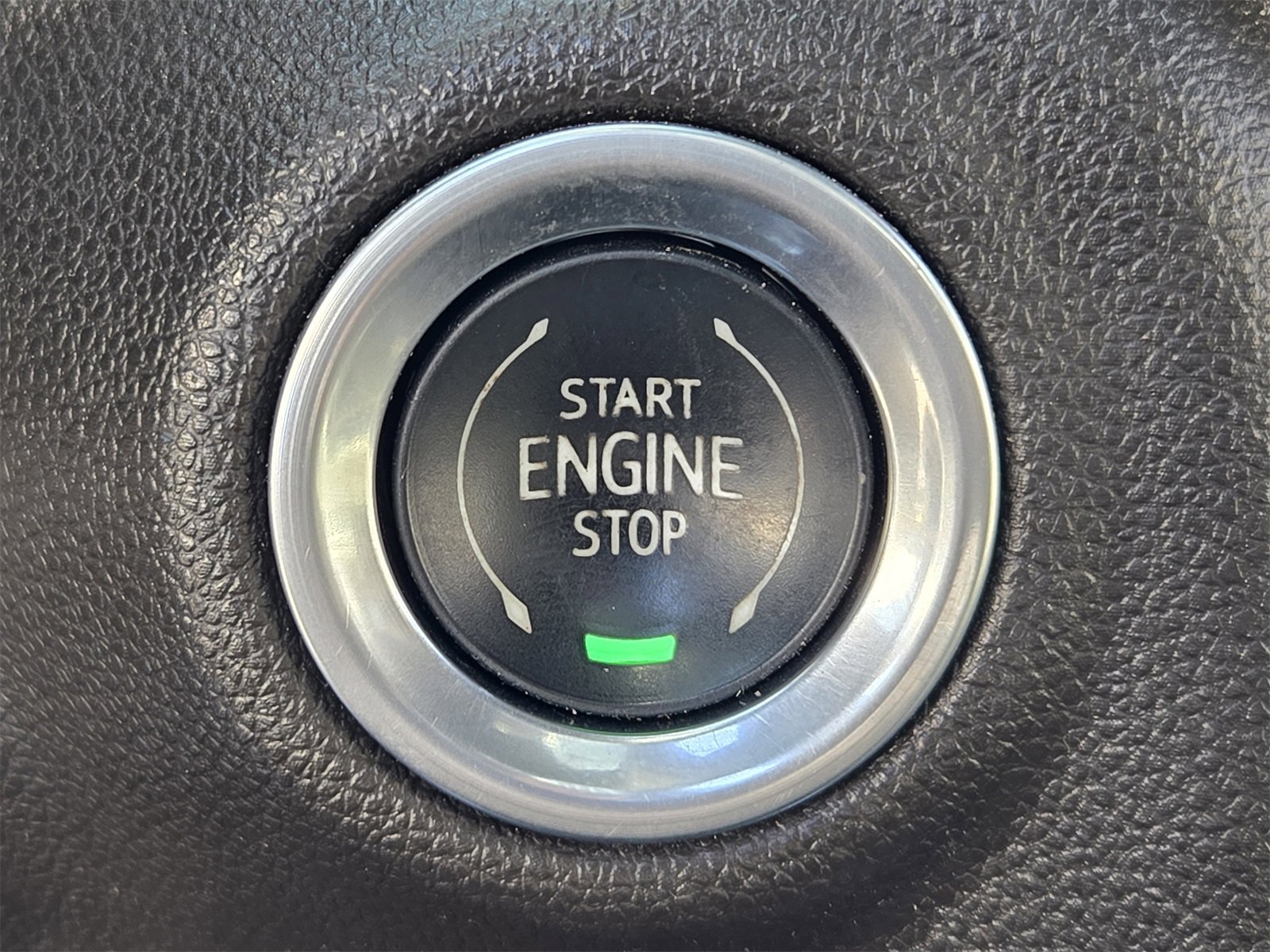 Used 2022 GMC Sierra 3500 Denali image 17