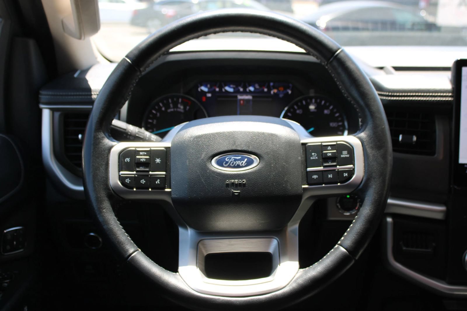 Used 2024 Ford Expedition Max XLT RWD image 25