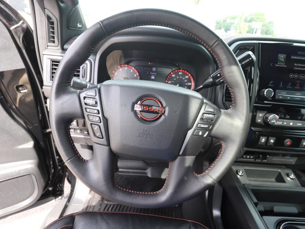 Used 2024 Nissan Titan PRO-4X w/ Pro-4x Convenience Package AWD/4WD image 20
