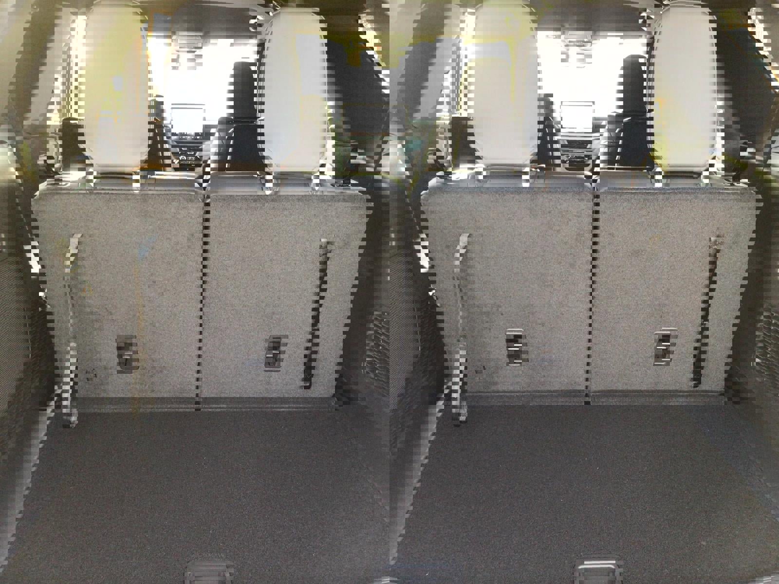 New 2026 Ford Explorer ST-Line w/ ST-Line Street Pack image 15