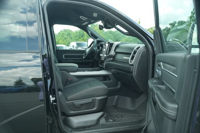 New 2026 RAM 2500 Big Horn AWD/4WD image 16