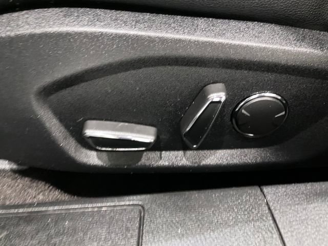 Used 2020 Ford Fusion SEL image 36