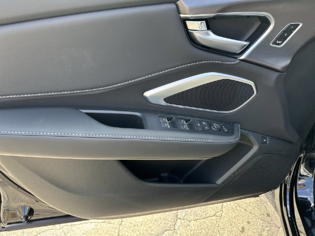 Certified 2026 Acura RDX SH-AWD image 16