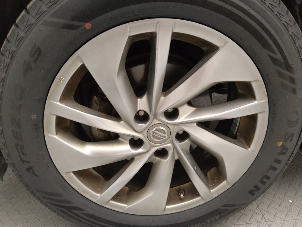 Used 2015 Nissan Rogue SL w/ SL Premium Package FWD image 31