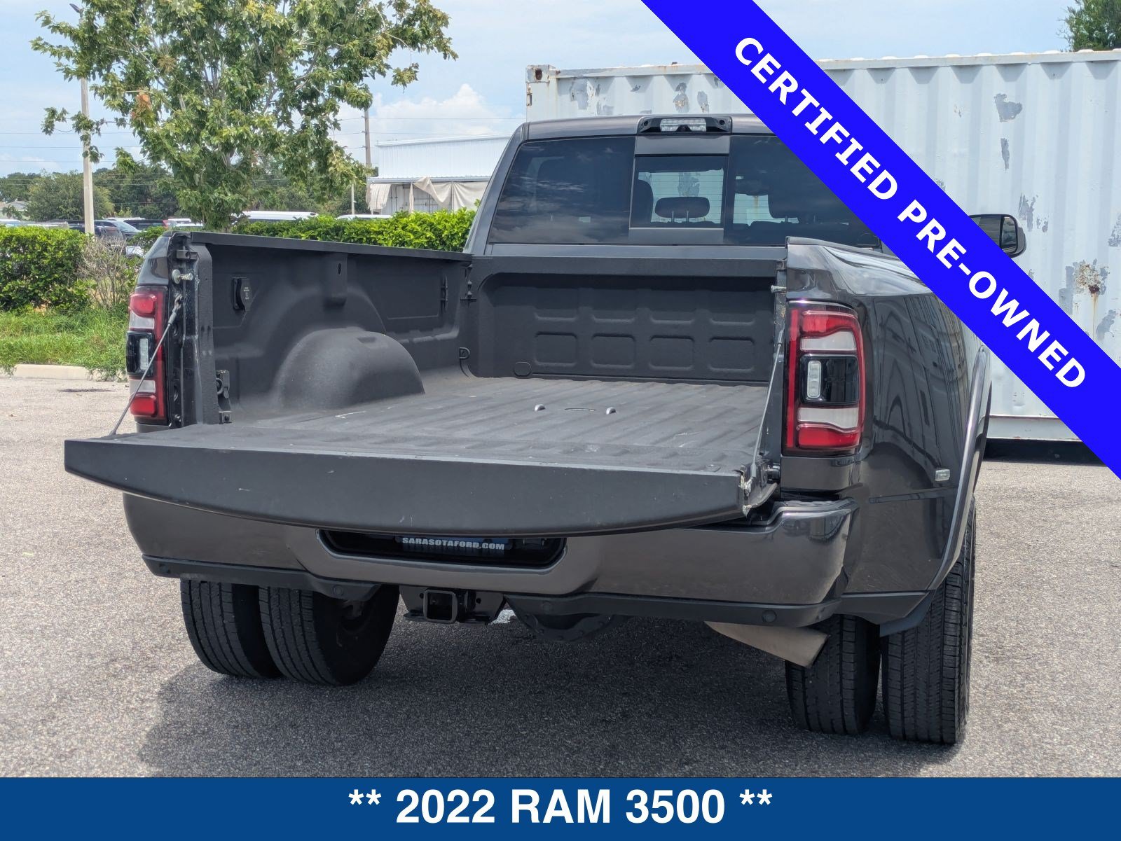 Used 2022 RAM 3500 Laramie w/ Night Edition AWD/4WD image 14