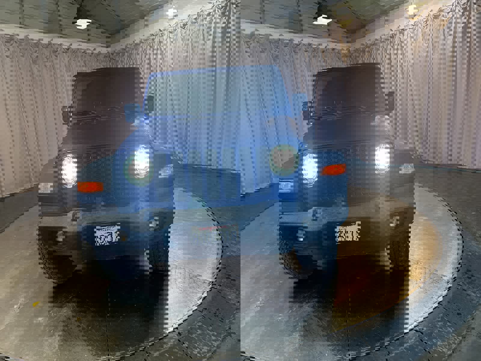 Used 2020 Jeep Wrangler Unlimited Sport image 2