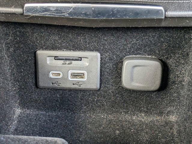 Used 2020 Cadillac XT4 Sport image 32