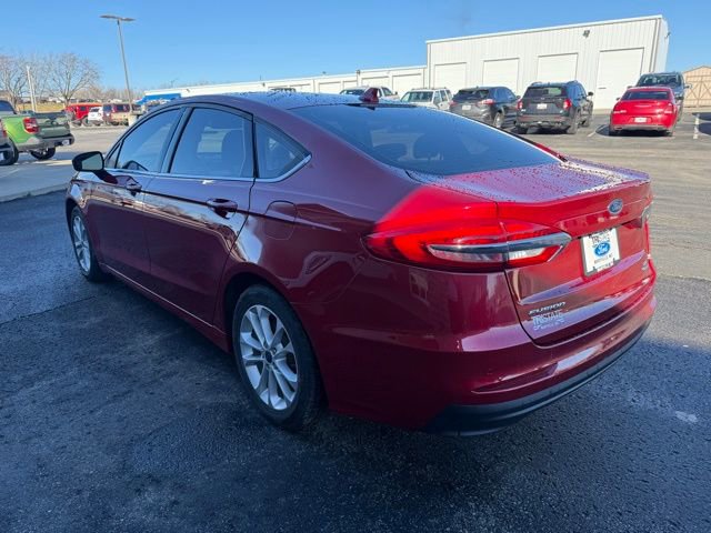 Used 2020 Ford Fusion SE image 6