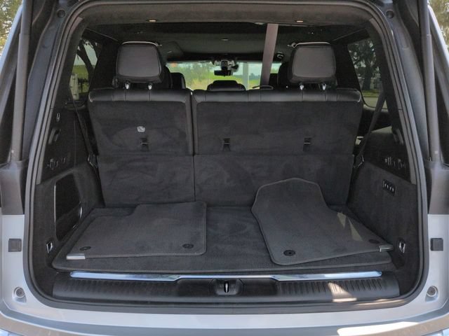 Used 2023 Jeep Grand Wagoneer Series II w/ Flexible Seating Group AWD/4WD image 13