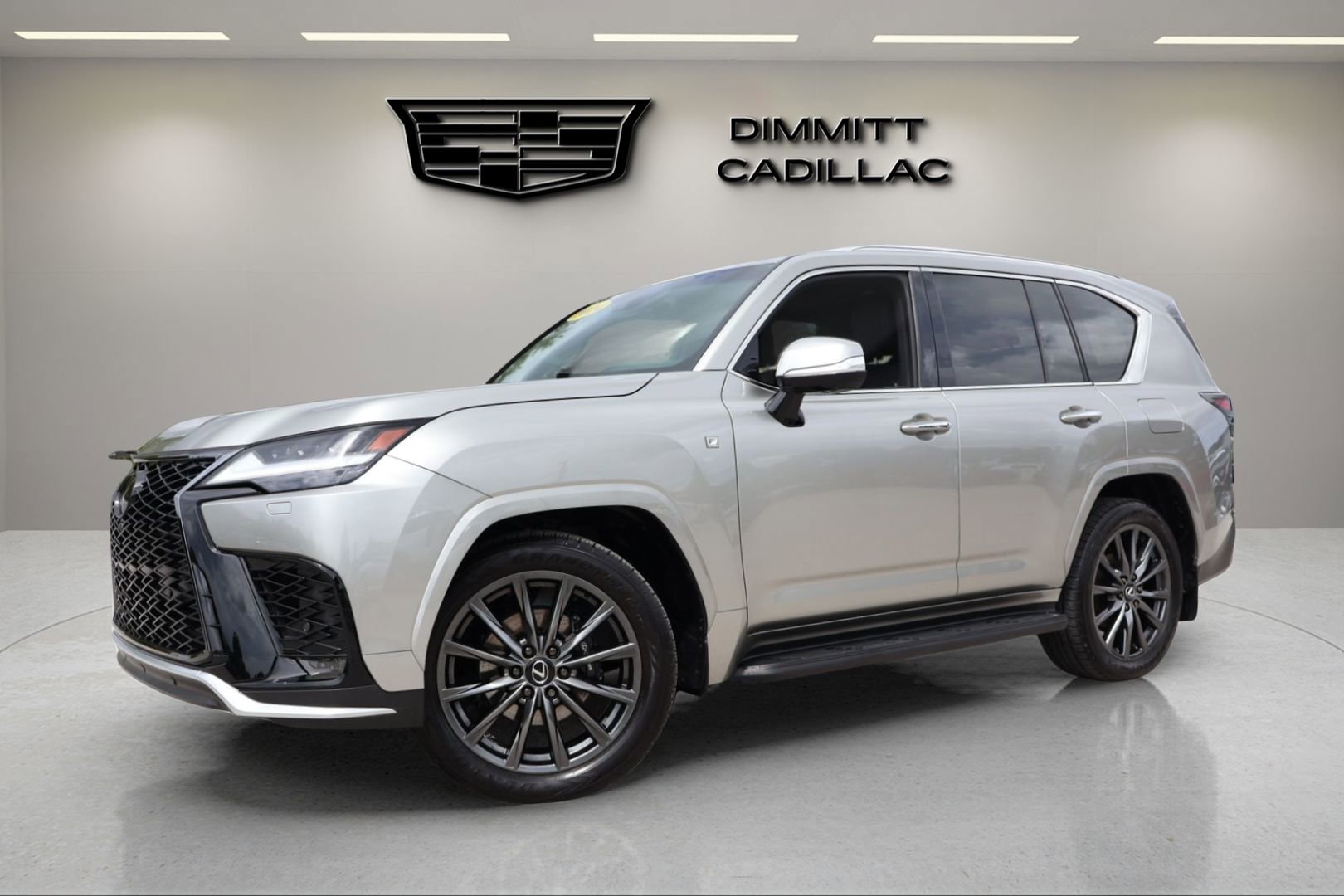 Used 2024 Lexus LX 600 F Sport AWD/4WD image 1