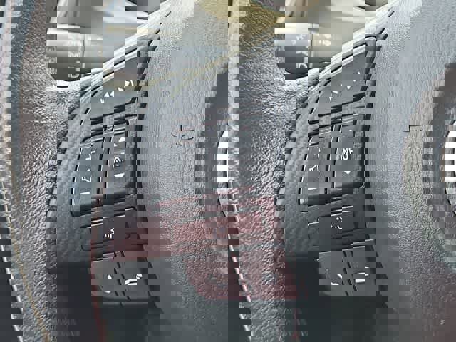 Used 2016 MAZDA MAZDA3 i Sport image 23