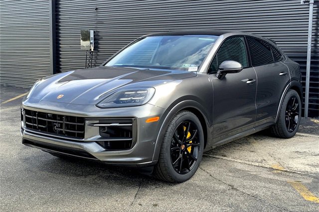 New 2026 Porsche Cayenne GTS
