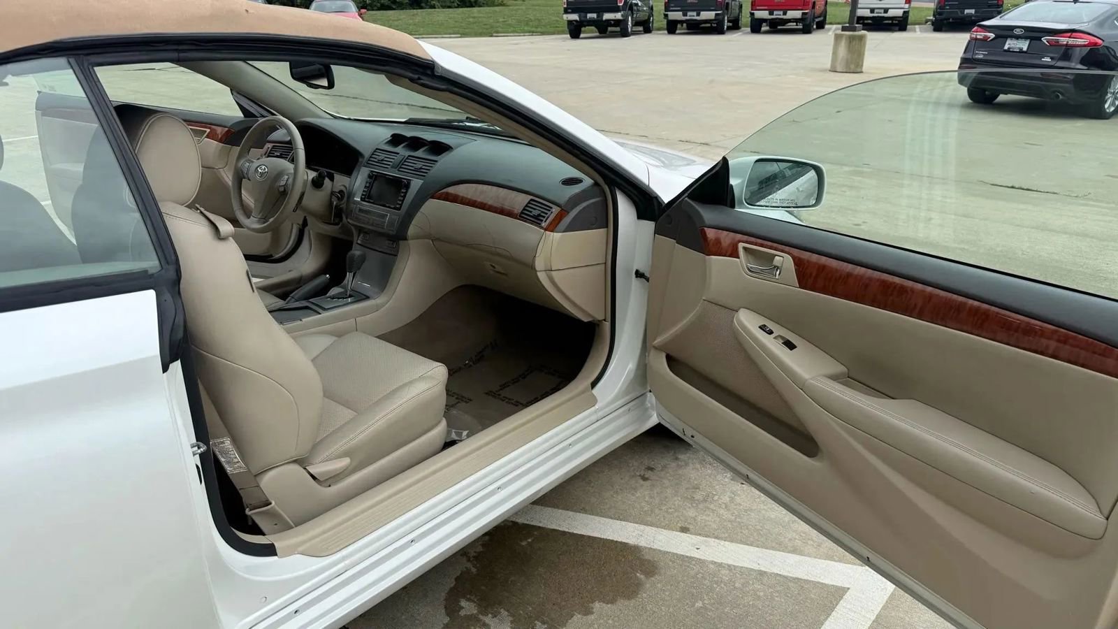 Used 2007 Toyota Solara SLE image 15