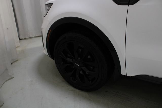 Used 2023 Kia Sorento SX image 31