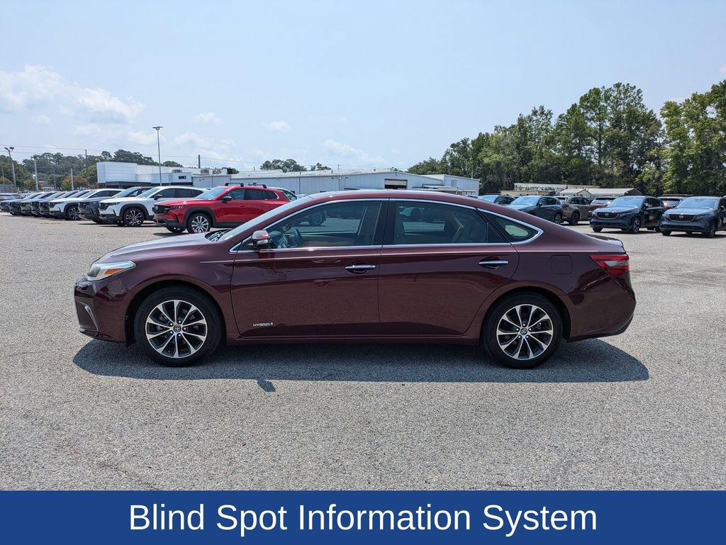 Used 2018 Toyota Avalon XLE Premium FWD image 8